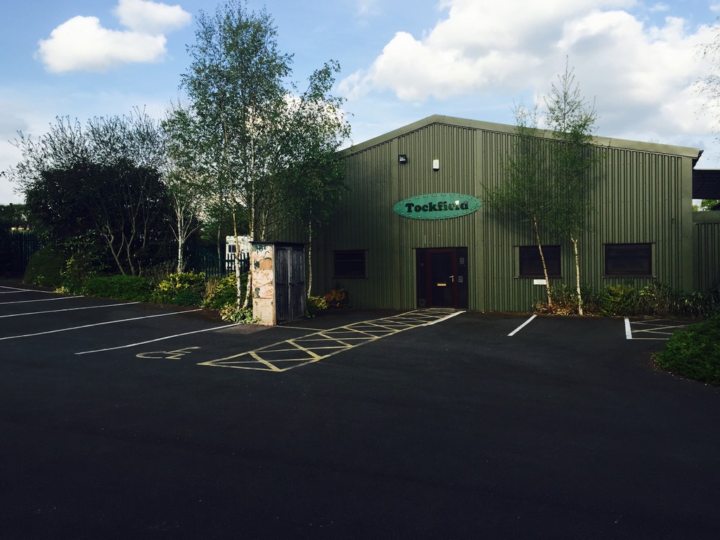 Free customer caravan site at Tockfield, Shirland
